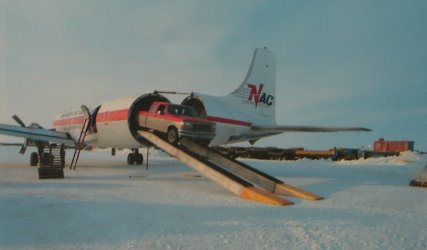 DC-6 Swing Tail