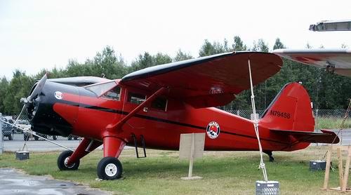 1944 stinson-n79458-outside